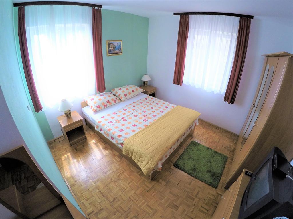 Orange City Apartment'S Repic Biograd Na Moru Exteriér fotografie