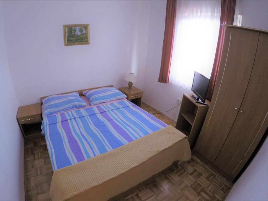 Orange City Apartment'S Repic Biograd Na Moru Exteriér fotografie