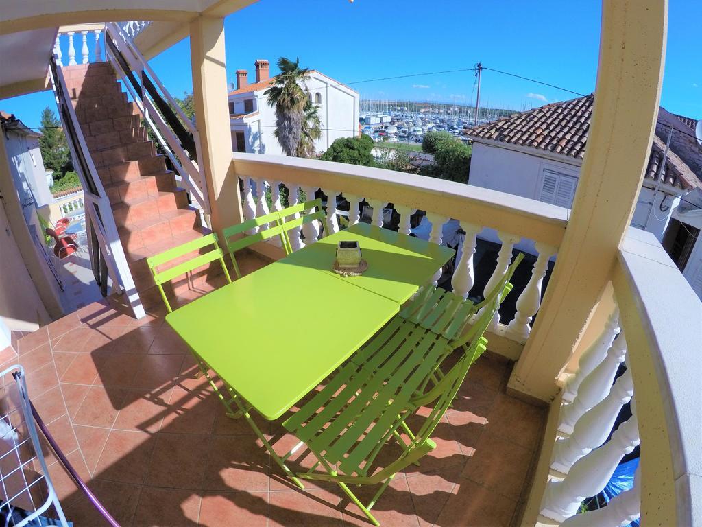Orange City Apartment'S Repic Biograd Na Moru Exteriér fotografie