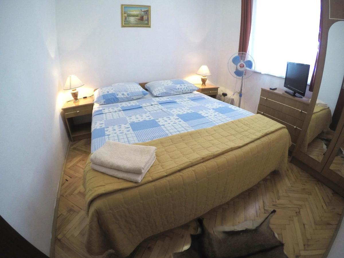 Orange City Apartment'S Repic Biograd Na Moru Exteriér fotografie