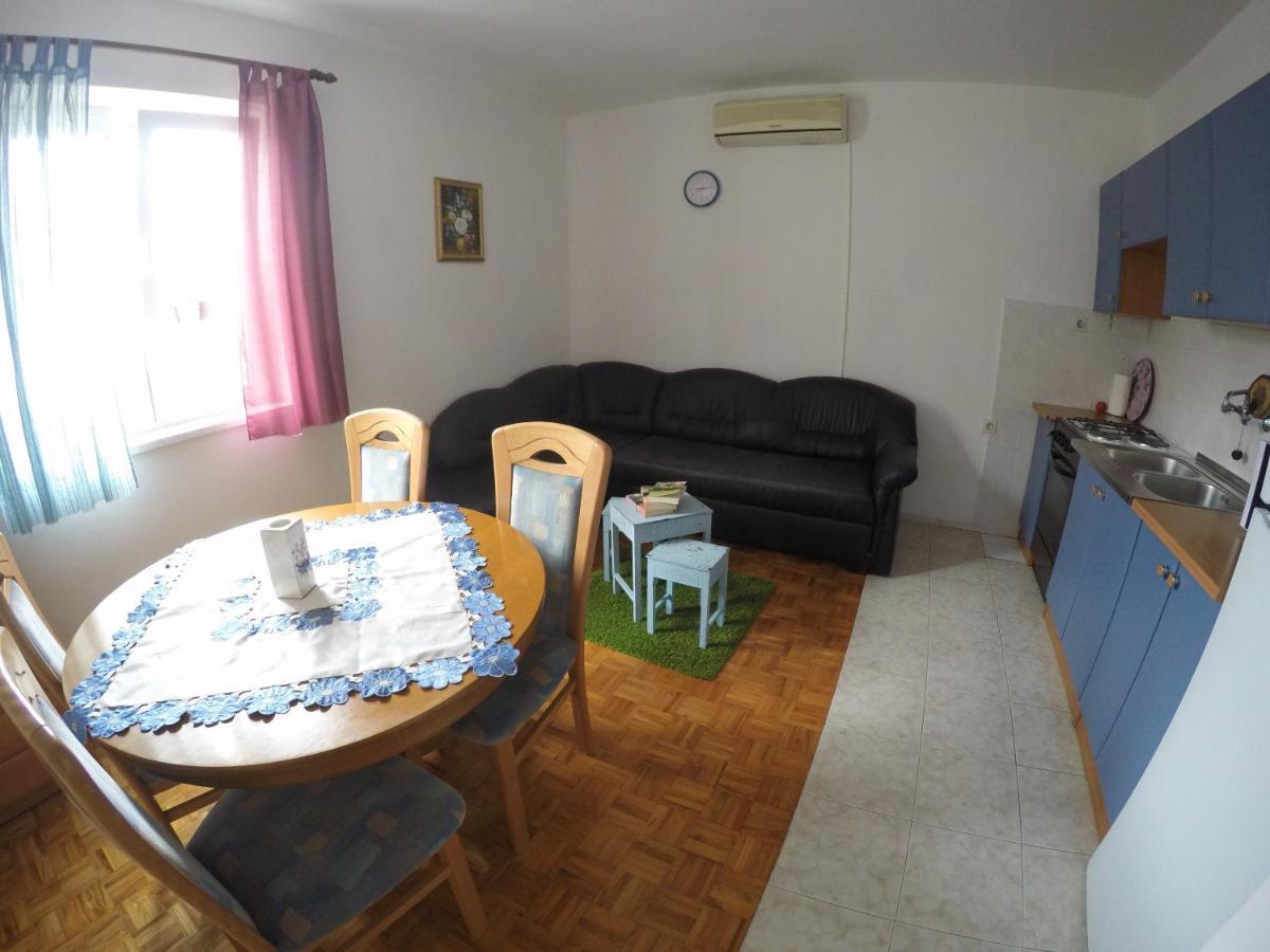 Orange City Apartment'S Repic Biograd Na Moru Exteriér fotografie